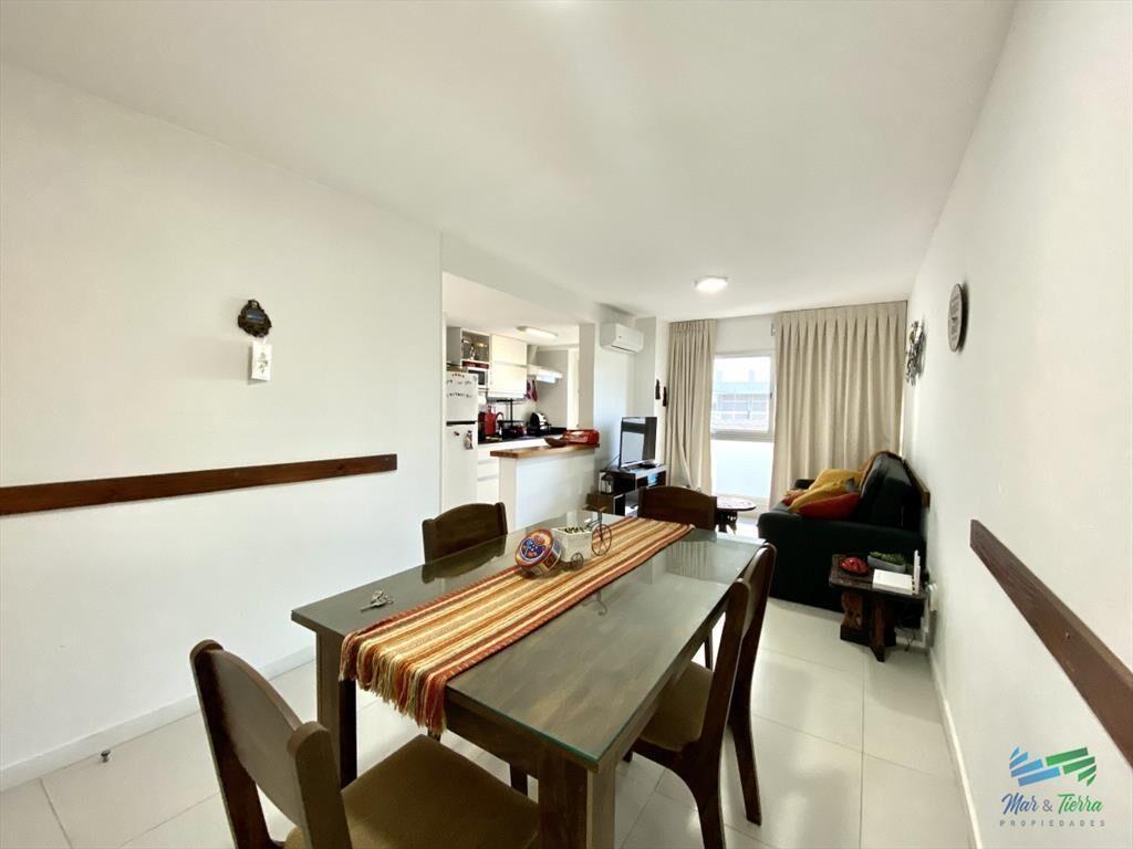 Apartamento en alquiler sobre Roosevelt con y del