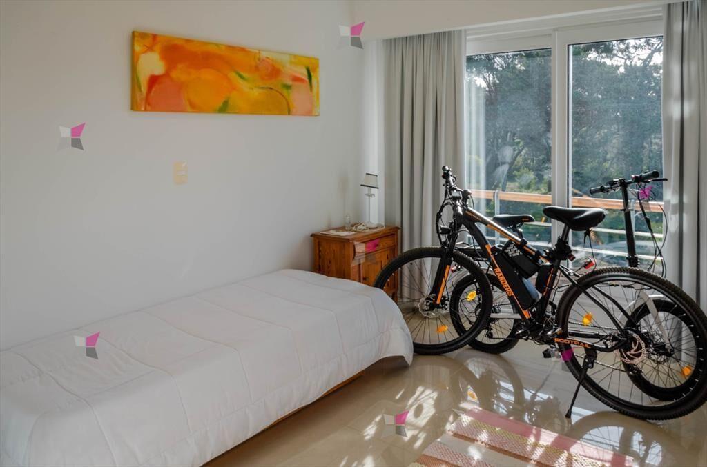 VENTA APARTAMENTO 3 DORMITORIOS EDIFICIO