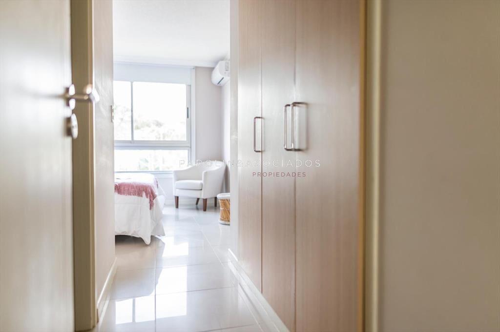 Apartamento en venta en Ocean Drive I, Punta del