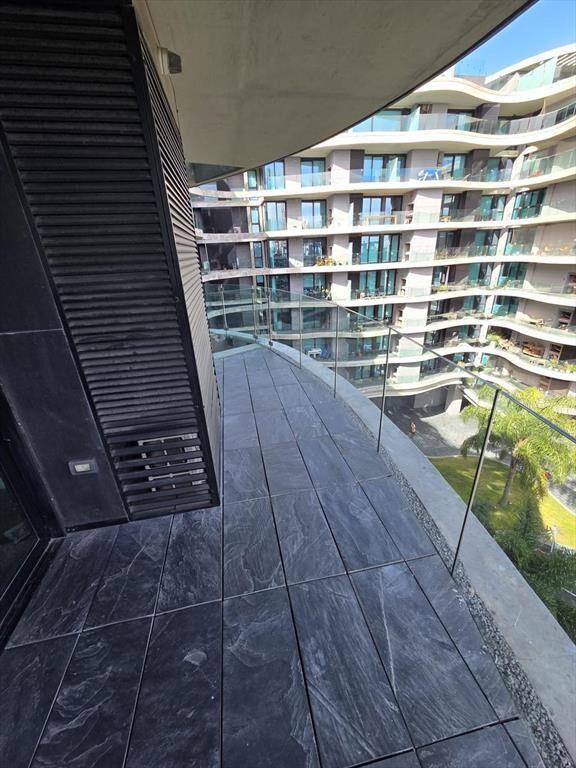 Forum, piso alto, 1 dormitorio, garaje y box, amenities !!