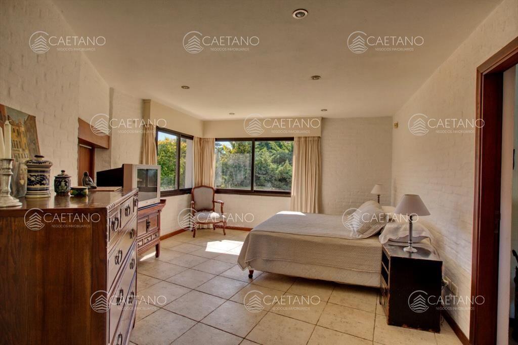 Excelente casa con piscina en alquiler en Rincon