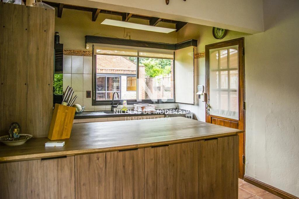 En venta casa de 3 Dormitorios en Jardines de con