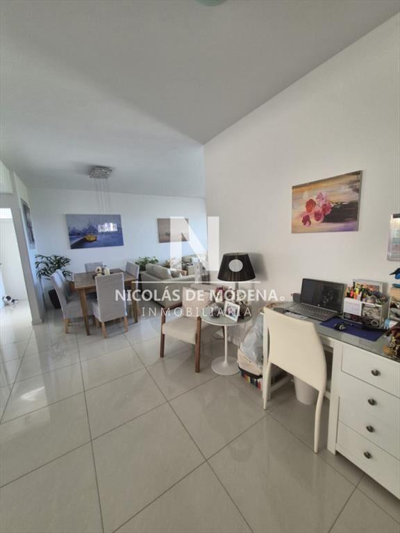 Apartamento en venta primera linea Playa Mansa Punta del Es