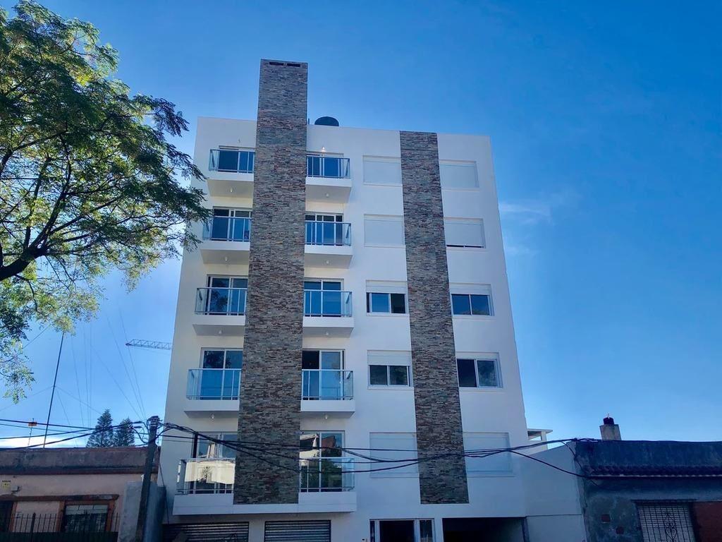 Venta Apartamento 2 Dormitorios al Frente en La Blanqueada