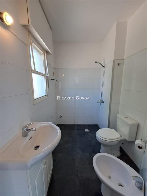 Casa de altos en venta de 2 dormitorios 2 baños y cocher...
