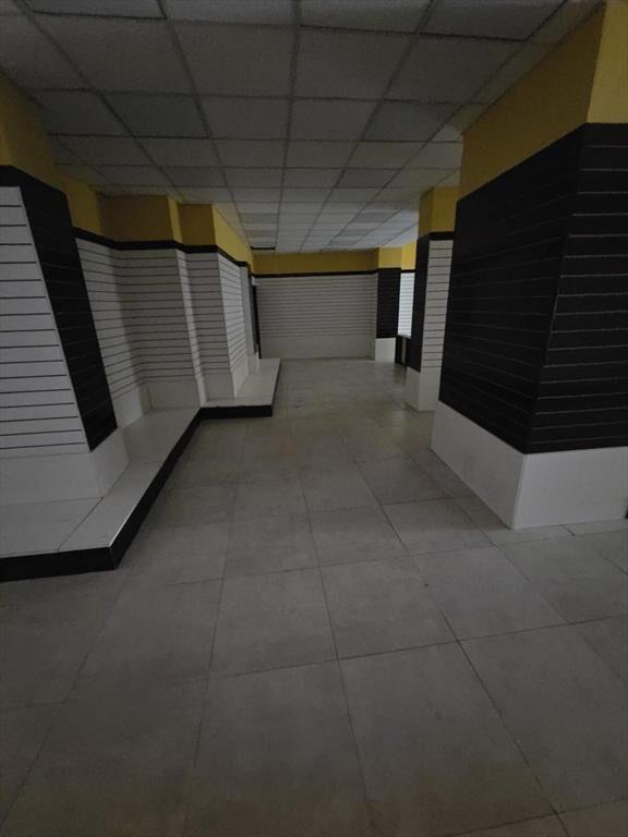 8 de Octubre y Serrato, 160m2, 5 mts de frente!!
