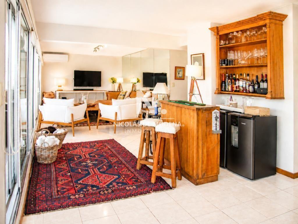 Expectacular apartamento en venta frente al mar,