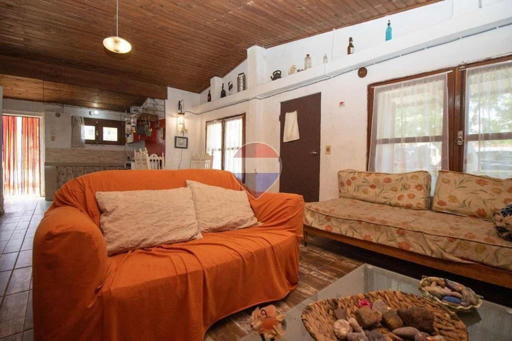VENTA DE 2 CASAS INDEP. EN BALNEARIO ARGENTINO