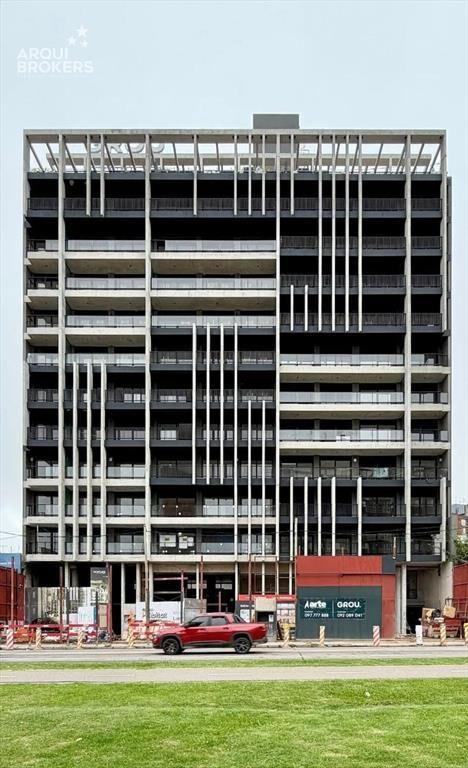 Apartamento de dos dormitorios en venta en Parque Batlle -