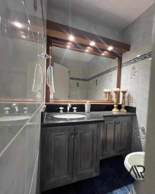 Apartamento en venta de 4 dormitorios c/ cochera en Play...