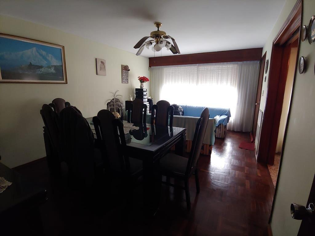 Casa en venta 3 dorm. 2 baños patio y barbacoa c/ cocher...