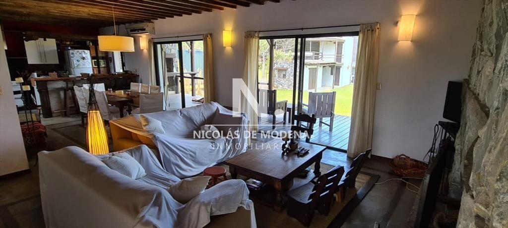 Casa  en venta en jose ignacio- 4 dormitorios