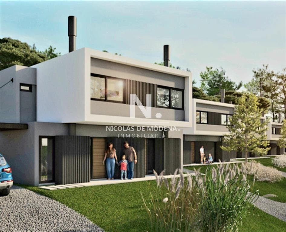 Casa a estrenar en Pinares. Punta del Este