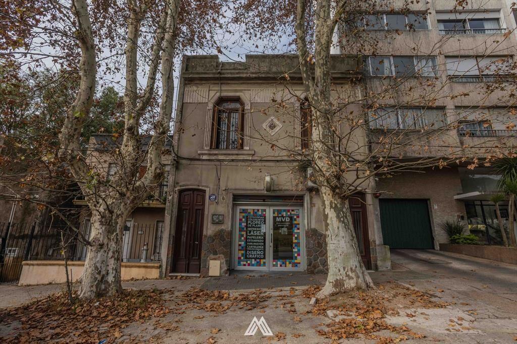 Venta Padrón único Punta Carretas fondo y garaje