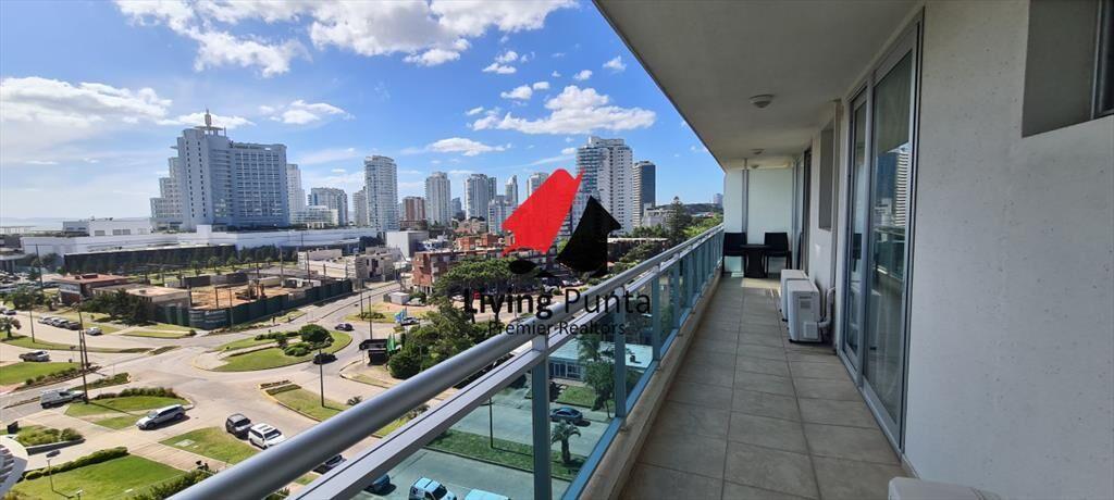 Inmejorable apartamento en venta a pasos del mar