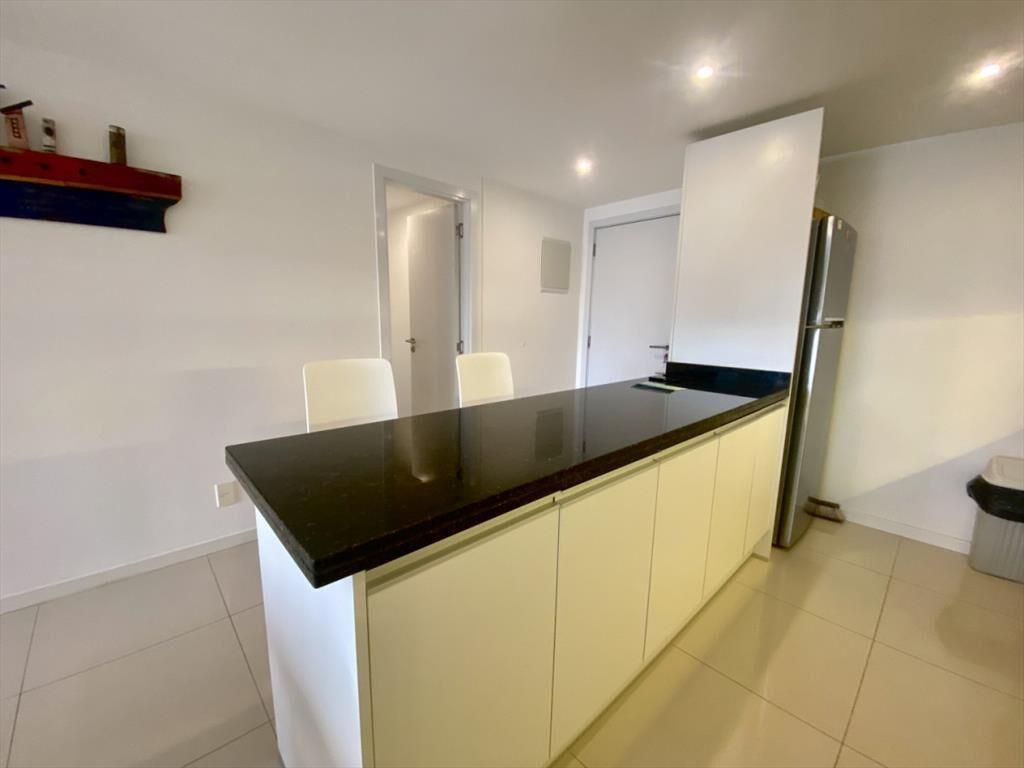 VENTA APARTAMENTO DE 3 DORMITORIOS EN EDIFICIO