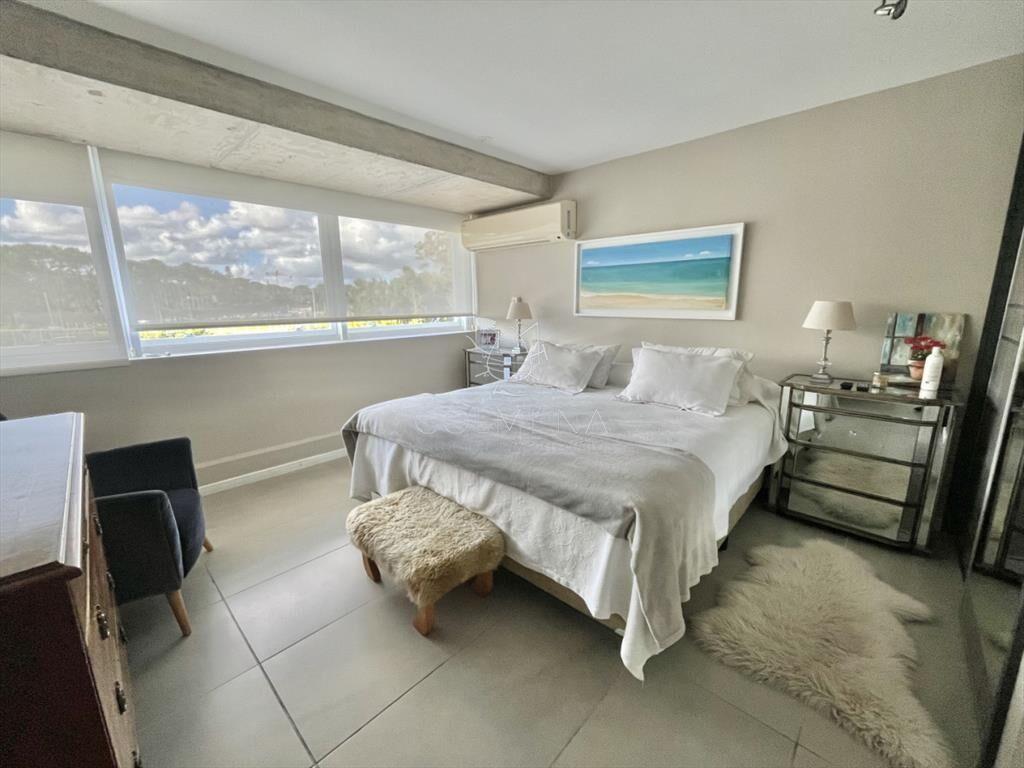 ESPECTACULAR MONOAMBIENTE - 58m2