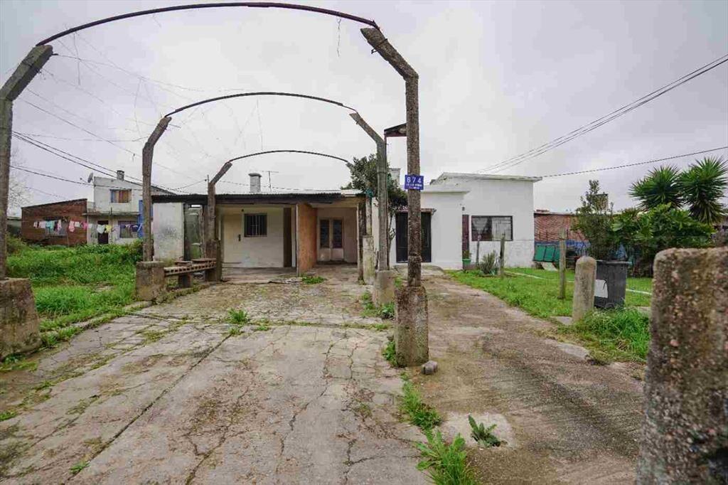 Alquilo casa local consultorio Empalme Olmos