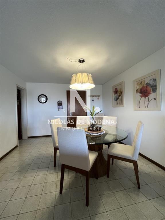Departamento de 2 dormitorios en venta en Punta R