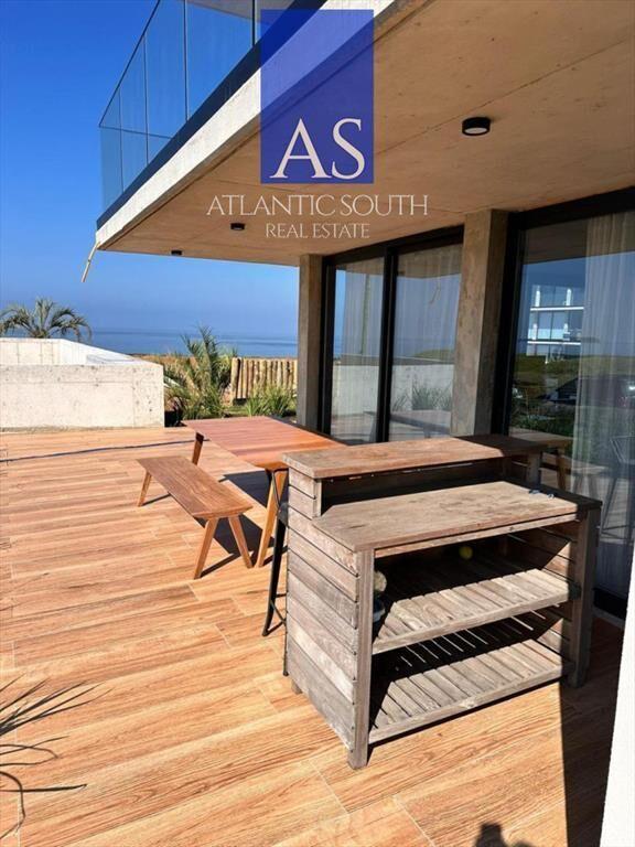 Apartamento 3 dormitorios con parrillero a garage