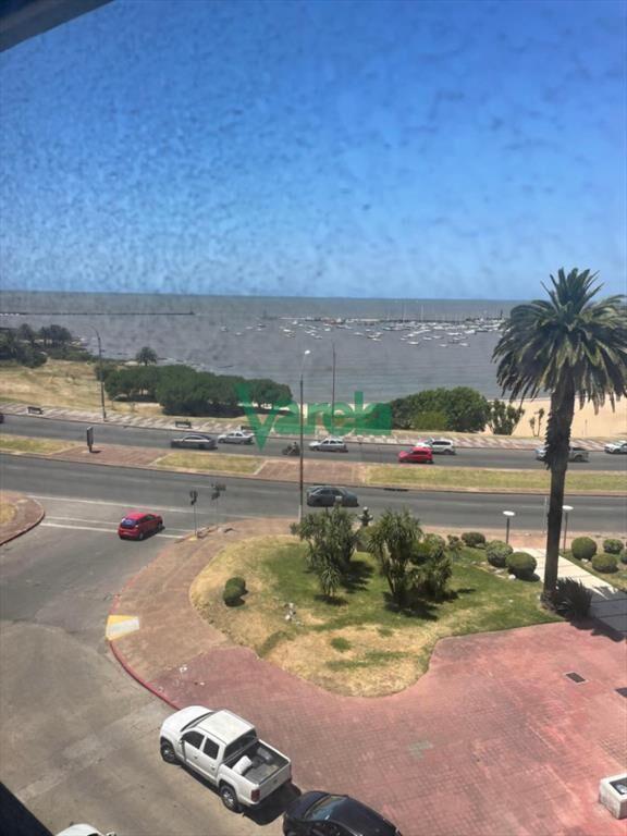 Venta apartamento ,Pocitos Nuevo,3 dormitorios y