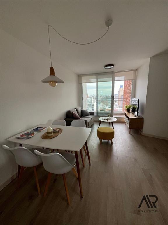 Venta Apartamento De 2 Dormitorios En Tres Cruces