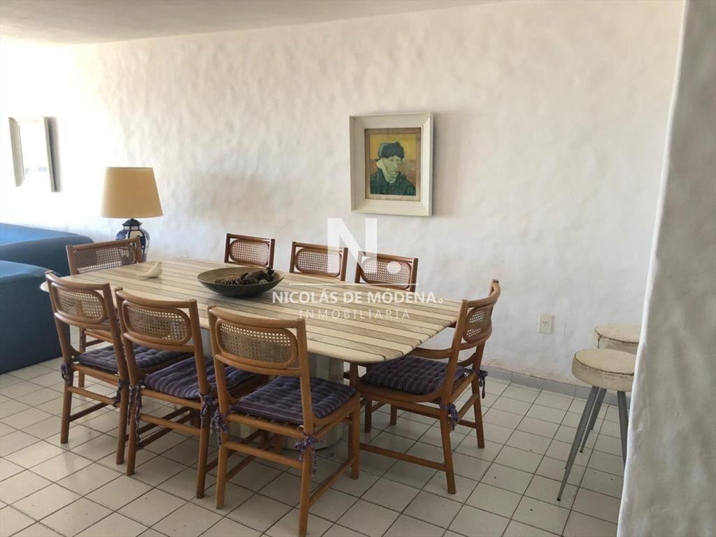 Hermoso departamento en venta frente al mar.