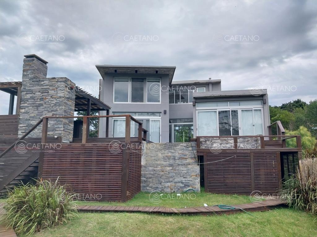 Gran oportunidad en Pueblo San Vicente. venta ,