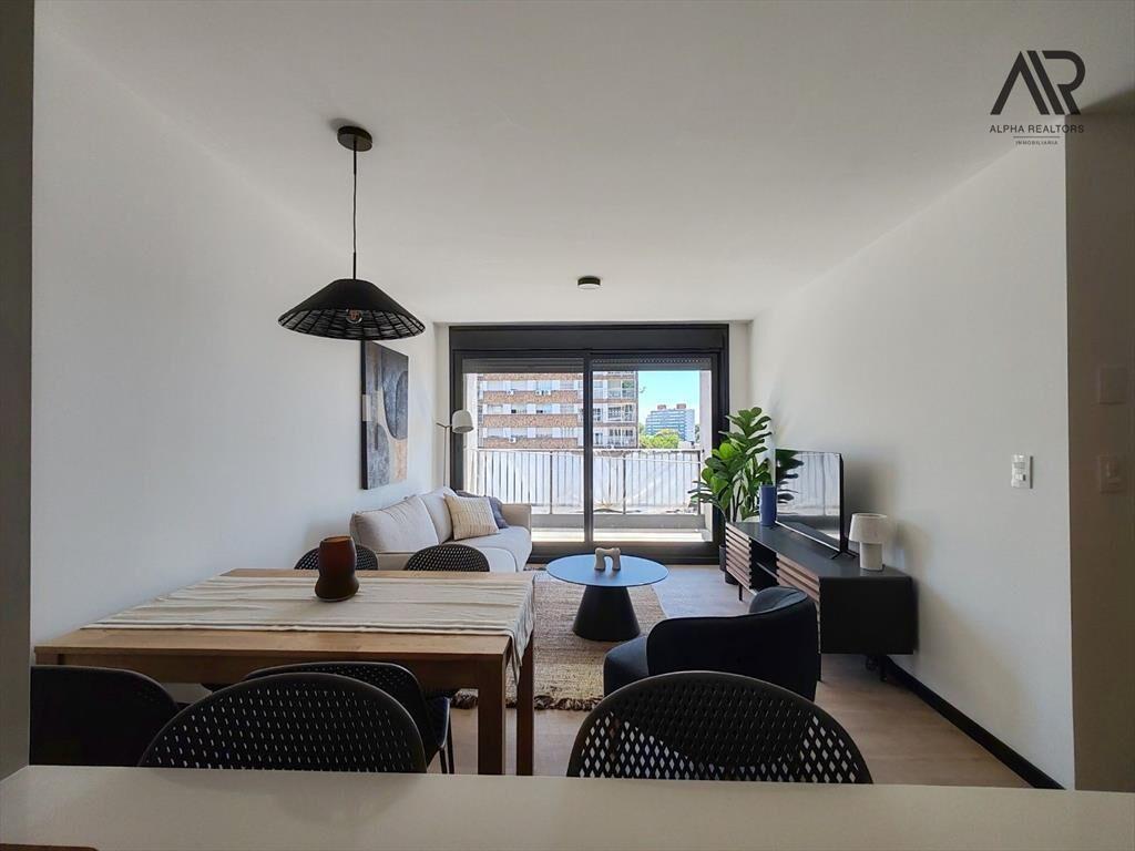 Apartamento de 2 dormitorios con terraza en Parque Batll...