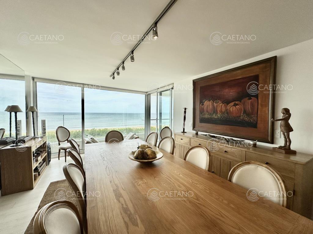 Venta Departamento Semi Piso - 5 Dormitorios + -