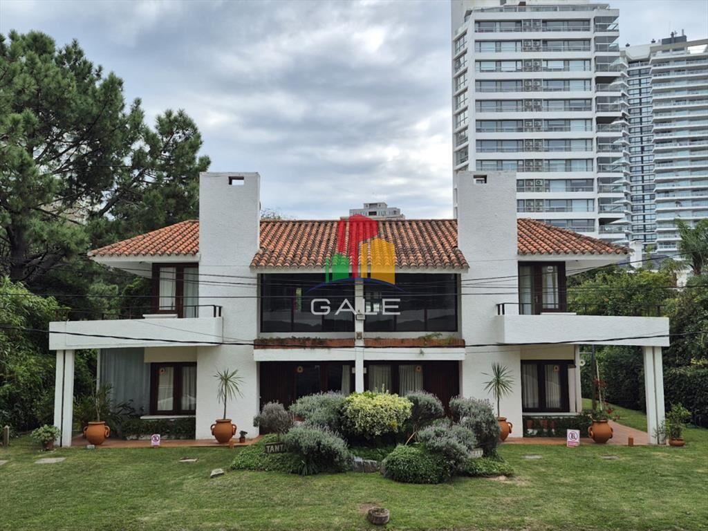 2 chalet apareados en venta proximo al mar, Playa Brava