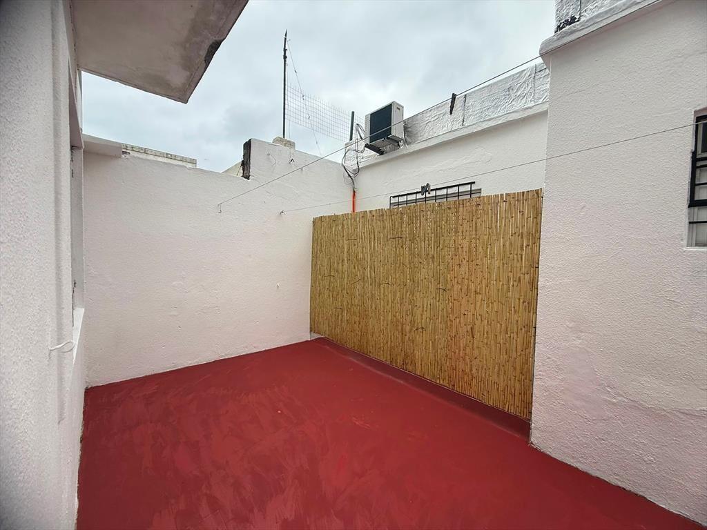 VENTA APTO 2 DORMITORIOS Y PATIO BUCEO CON RENTA