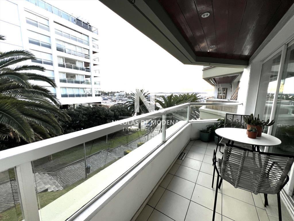 Vende apartamento en Punta del Este !