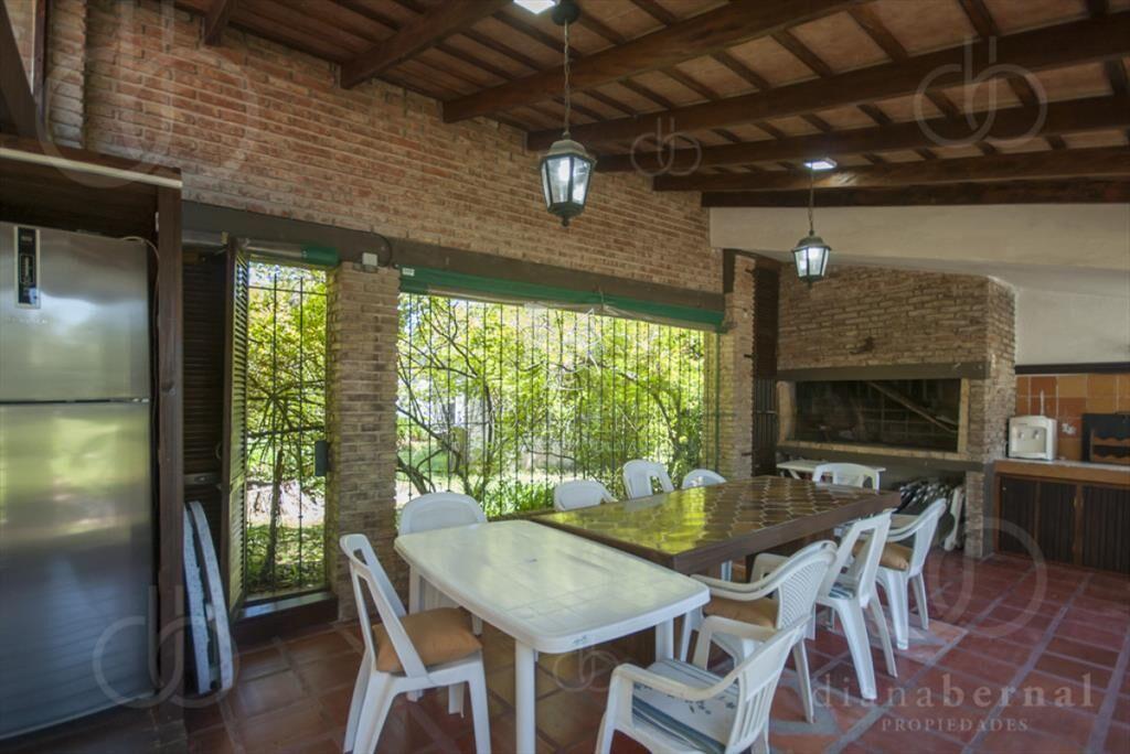 Casa alquiler Pinares, Punta del Este, 4 dormitorios, pisci