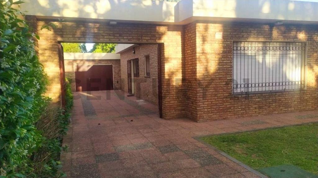 VENTA casa 100mt  Av Italia-3D-2B-Garage-986mt2-ACEPTA BA...