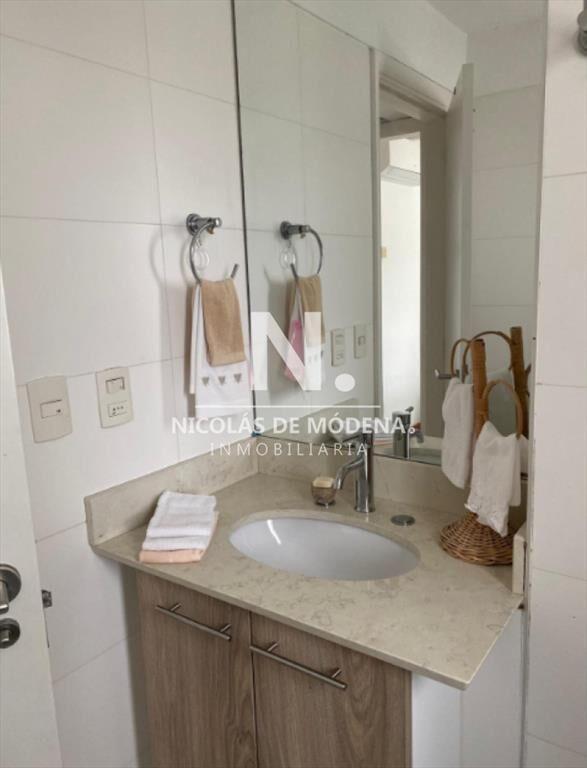 Vende apartamento en Punta del Este de 2 con su