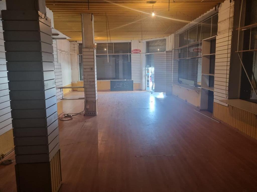 Colonia esquina Barrios Amorin, 320 m2 , gran esquina!!