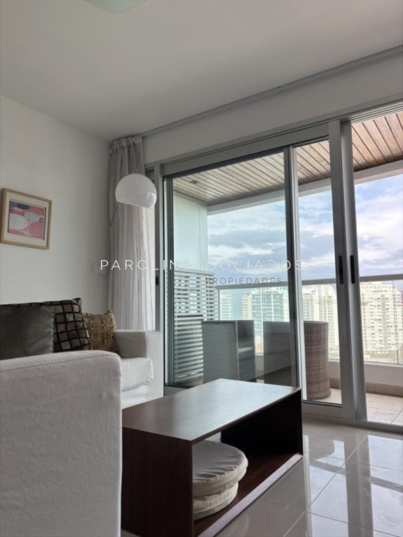 Apartamentos en venta en Icon Brava Tower, Punta