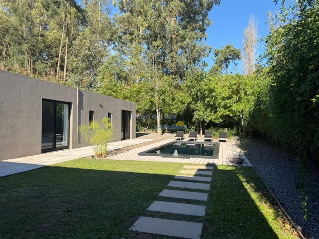 Confortable casa en Barrio Privado