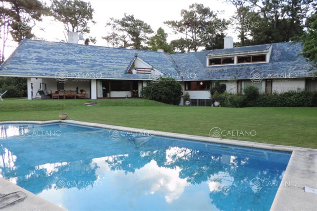 HERMOSA RESIDENCIA