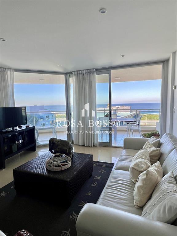 Venta Brava- Punta del Este; 4 dormitorios; 4 el
