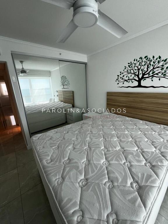 Apartamento de 2 dormitorios en venta en Miami
