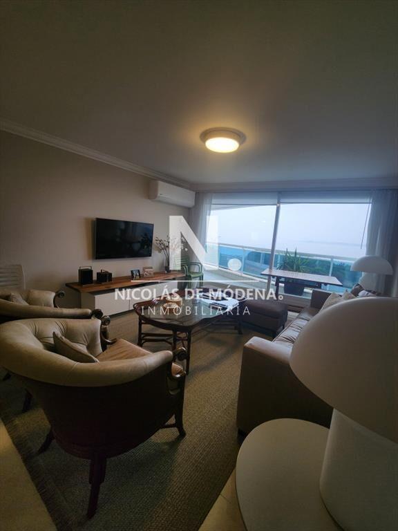 Vende apartamento de 2 dormitorios en Mansa, del