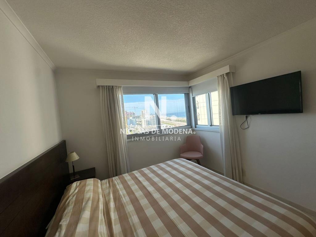 Divino apartamento de 3 dormitorios, alquiler!!