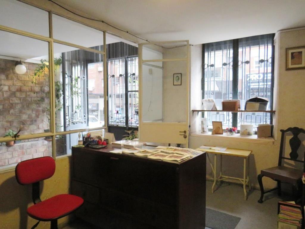 Venta importante local 500 m2 Centro