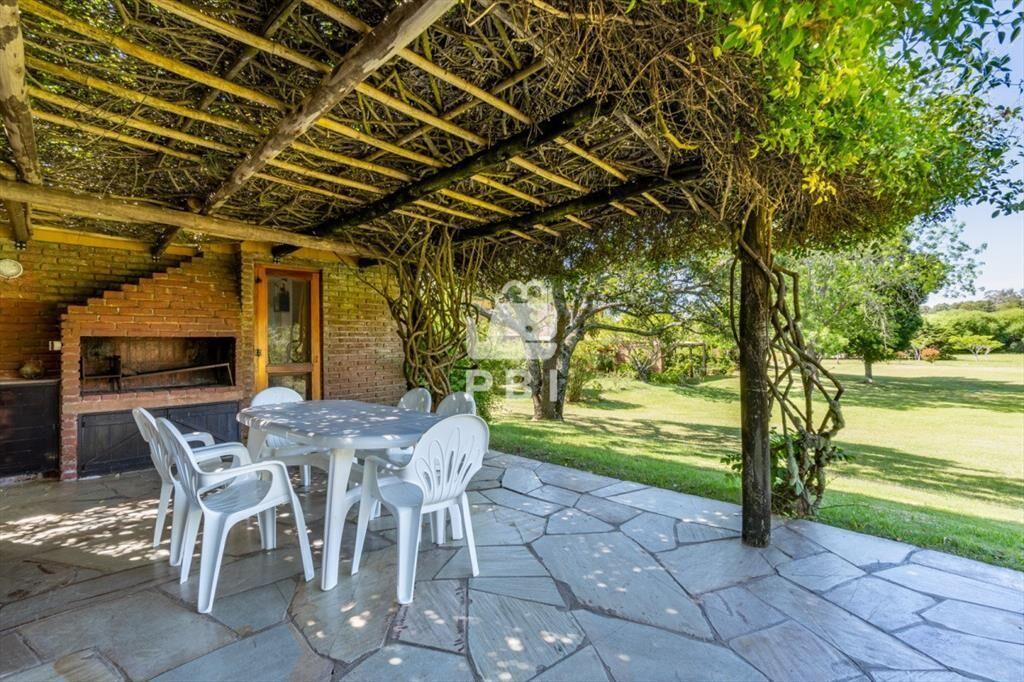 Casa 3 DORMITORIOS en Camino Lussich, Maldonado -