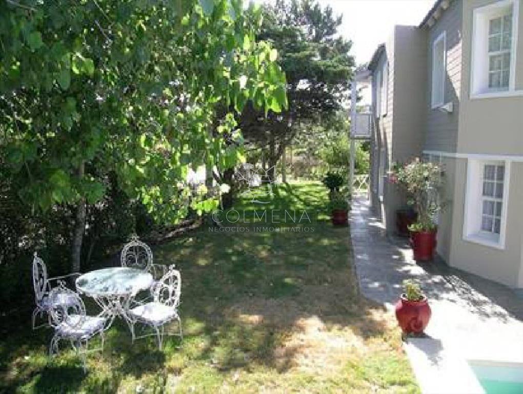Muy linda casa en VENTA en La Barra!