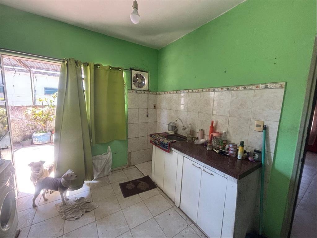 Venta. Ideal para renta o familia grande, tres casas en el
