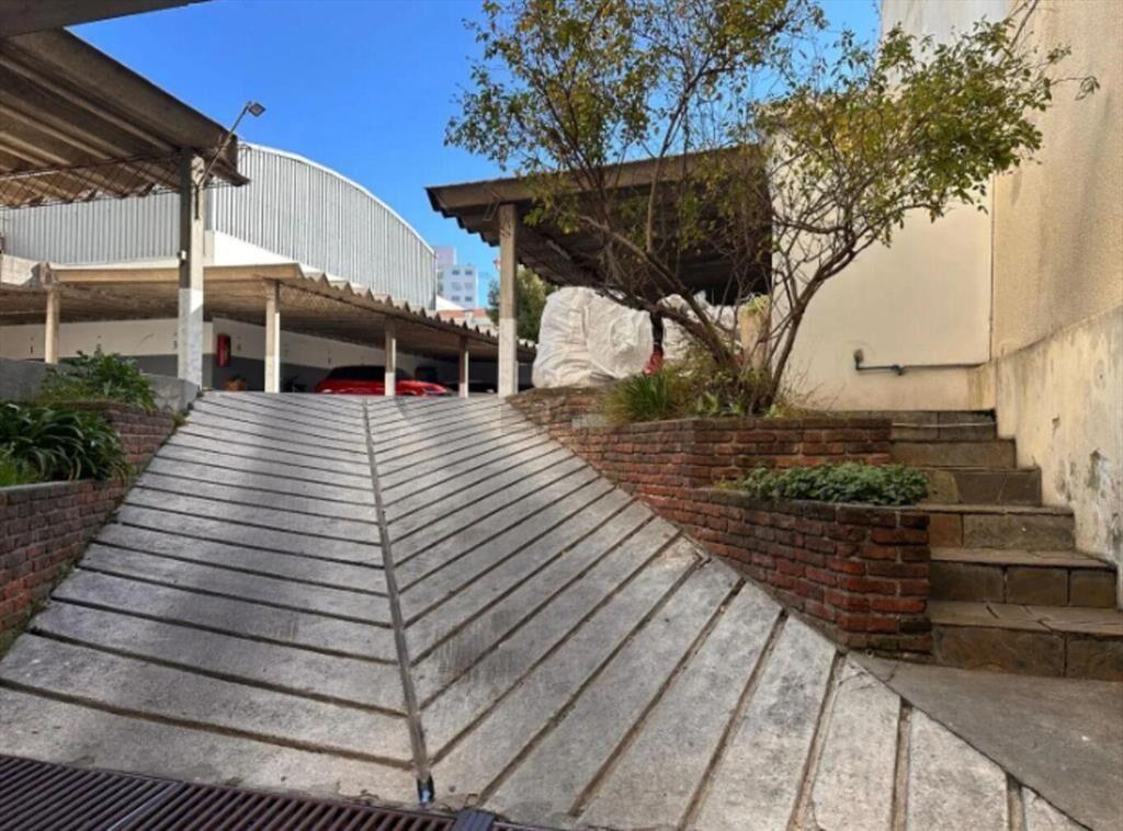 Se vende Apartamento de dos dormitorios con garage en Parqu