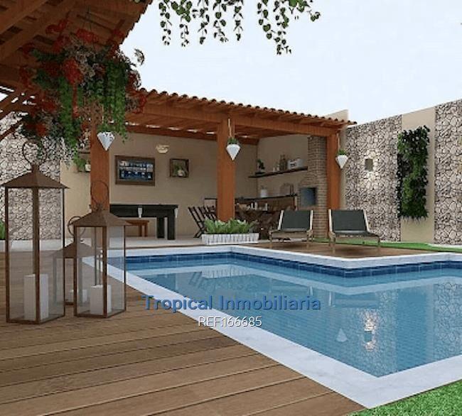 VENTA DE CASA EN PUNTA GORDA 5 DORMITORIOS